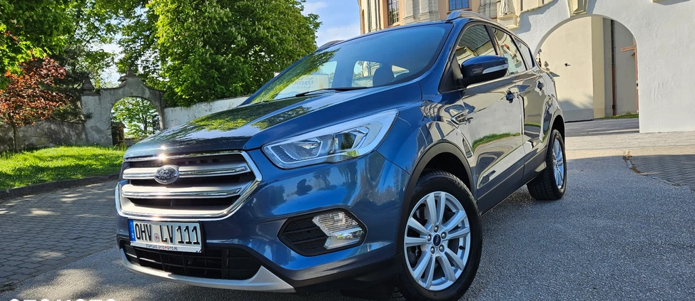 Ford Kuga cena 69999 przebieg: 144100, rok produkcji 2019 z Chrzanów małe 562